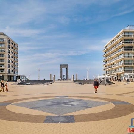 Appartement 303 Place Leopold 1Er A La Panne A 100M De La Plage Екстер'єр фото