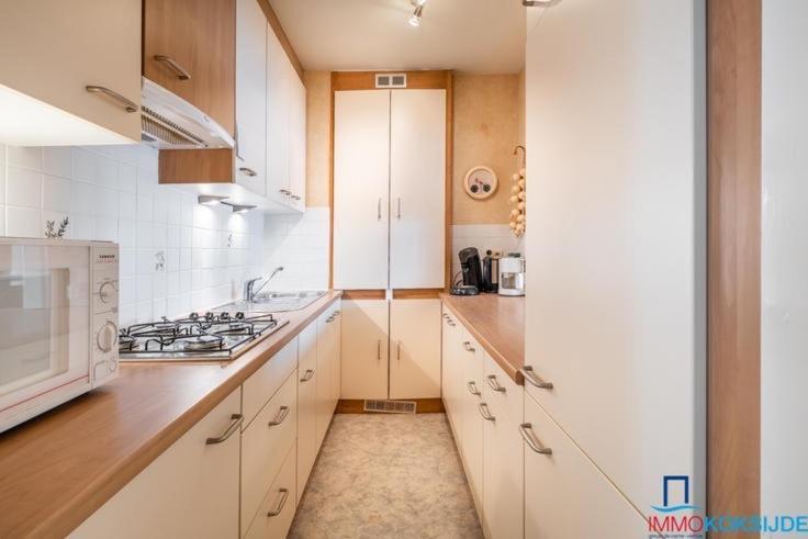 Appartement 303 Place Leopold 1Er A La Panne A 100M De La Plage Екстер'єр фото